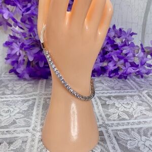 🌷 Elegant Silver Rhinestone Bracelet with White Knit Drawstring 🌷 Free w/ Bundle